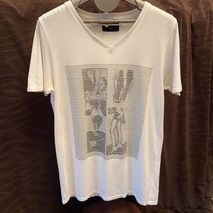 ⚡️4/$25 Mens INTERSECTION white V neck T shirt